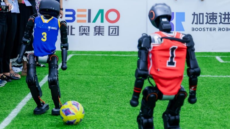 医疗行业智能客服解决方案对比：技术深度与合规性考量